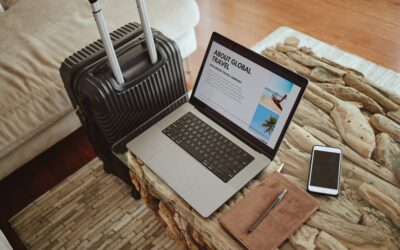 Comment préparer son voyage en utilisant les sites d’information touristique et les blogs de voyage ?