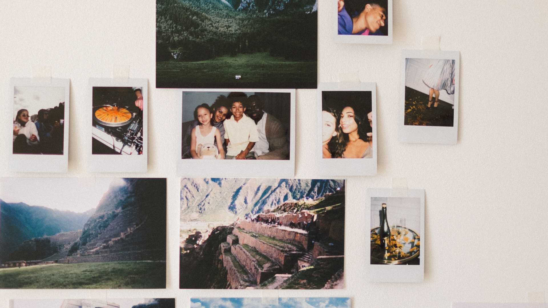 mur photo souvenir photo accroché au mur