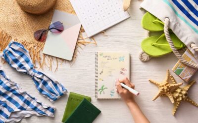 Packings lists stylées pour voyages en famille.