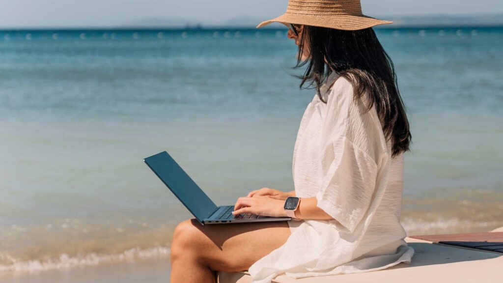 travail à la plage 
