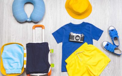 Astuces pour gérer la garde-robe des enfants en voyage.